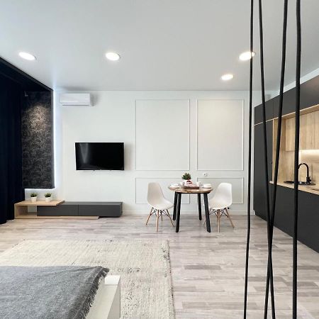Апартаменты Lux Παβλοντάρ Εξωτερικό φωτογραφία